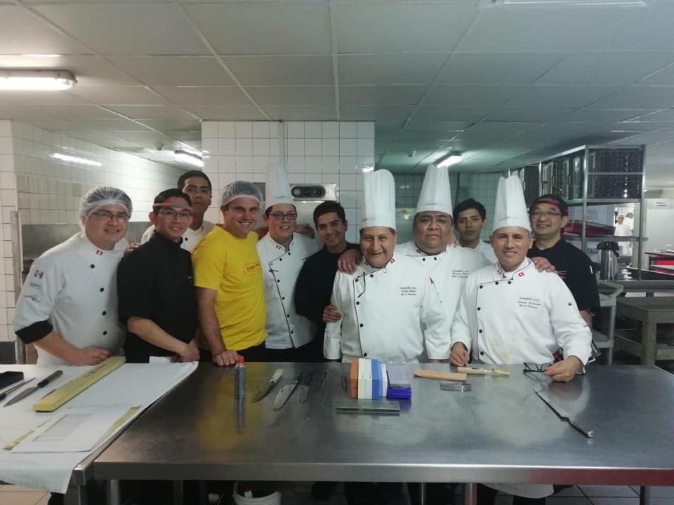 Afilado y asentado de cuchillos de cocina LIMA